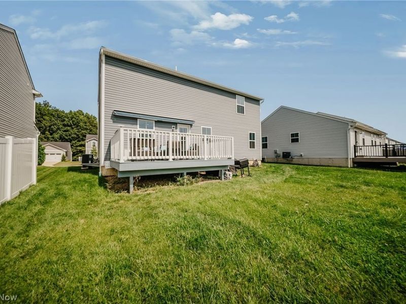 136 Wildflower Drive, Elyria, OH 44035 Photo 41