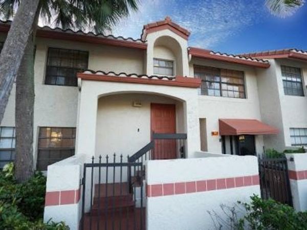 1108 CONGRESSIONAL Way, Unit 1108, Deerfield Beach, FL 33442