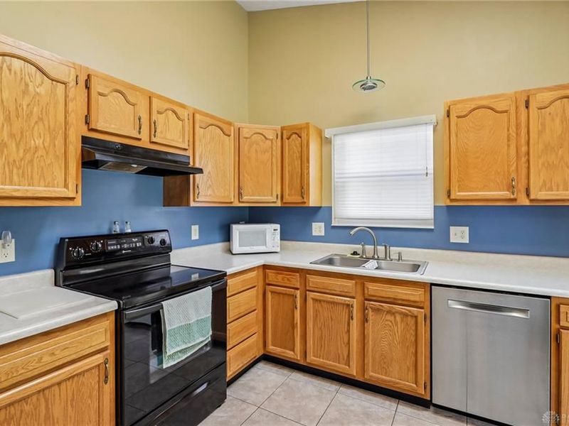 4399 Coach Light Trail, Dayton, OH 45424 Photo 14