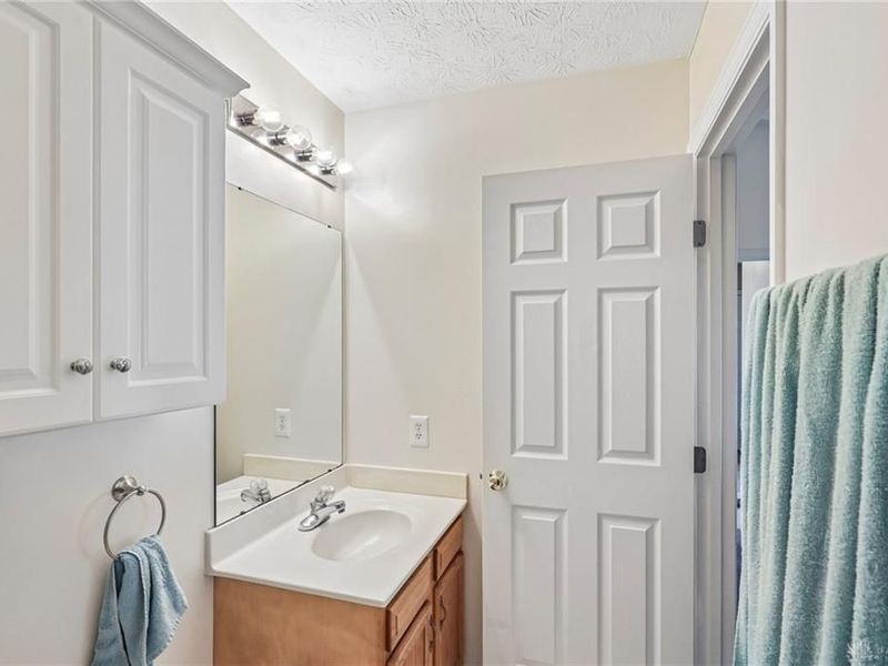 4399 Coach Light Trail, Dayton, OH 45424 Photo 18