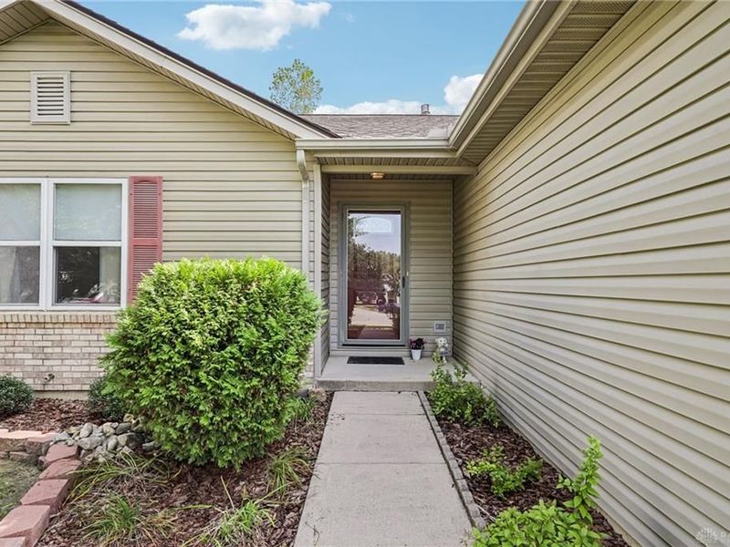 4399 Coach Light Trail, Dayton, OH 45424 Photo 3