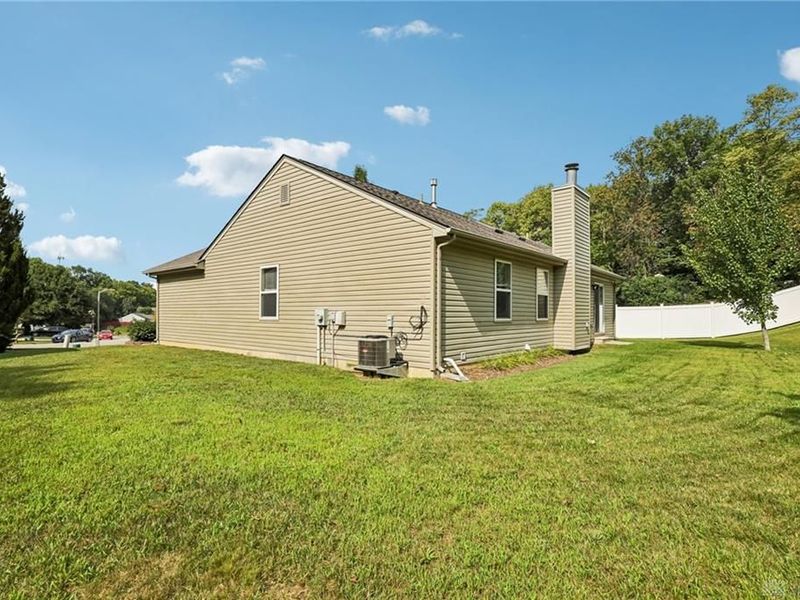 4399 Coach Light Trail, Dayton, OH 45424 Photo 41