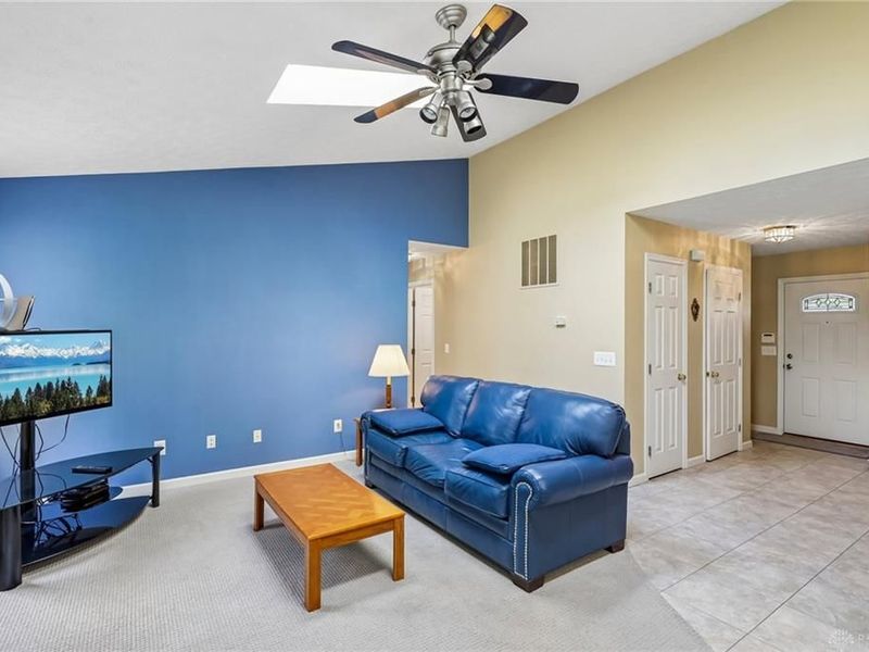 4399 Coach Light Trail, Dayton, OH 45424 Photo 8