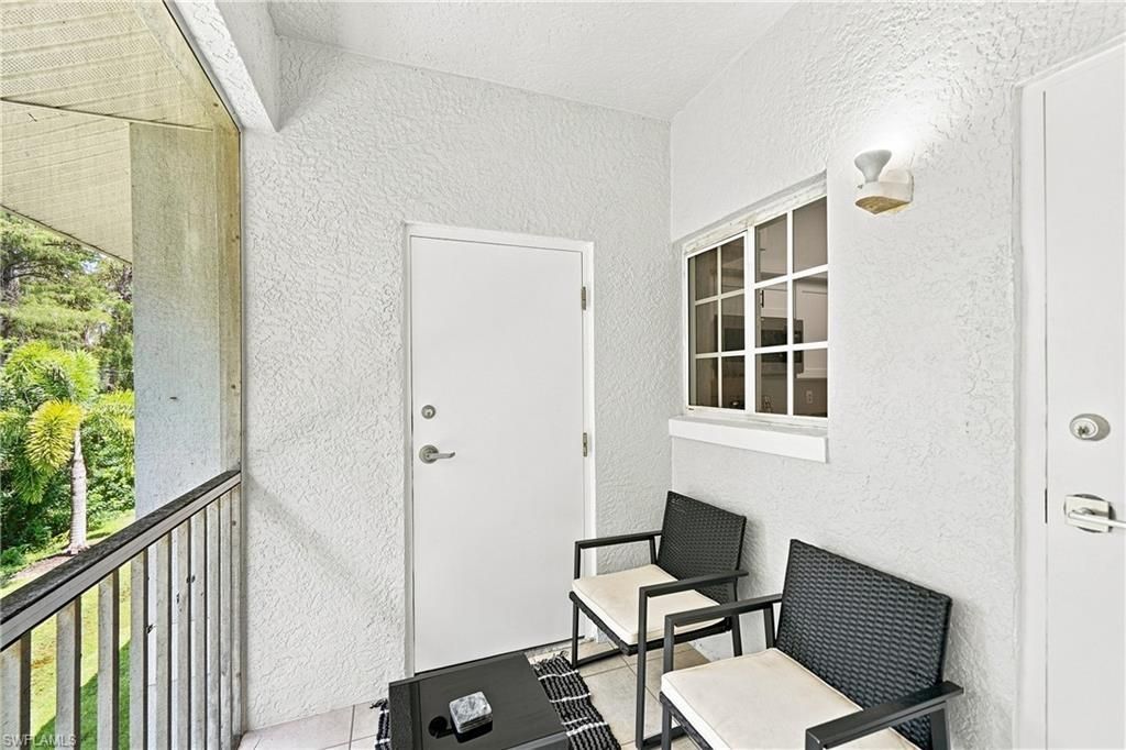 8423 Bernwood Cove Loop, Unit 410, Fort Myers, FL 33966 Photo
