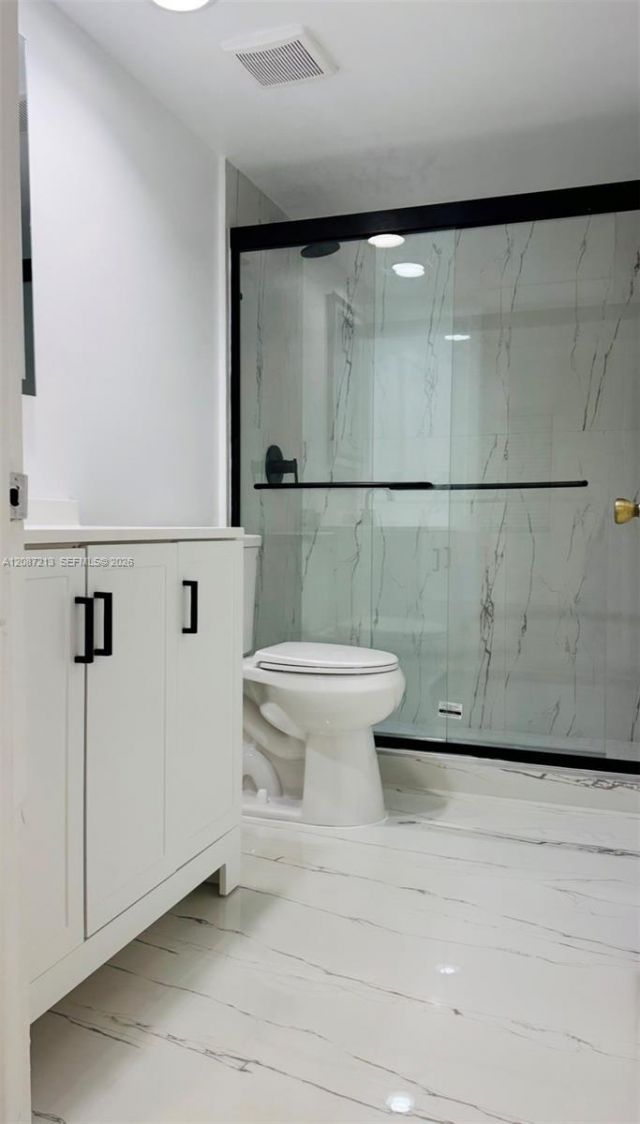 18216 Mediterranean Blvd, Unit 1-19, Hialeah, FL 33015 Photo