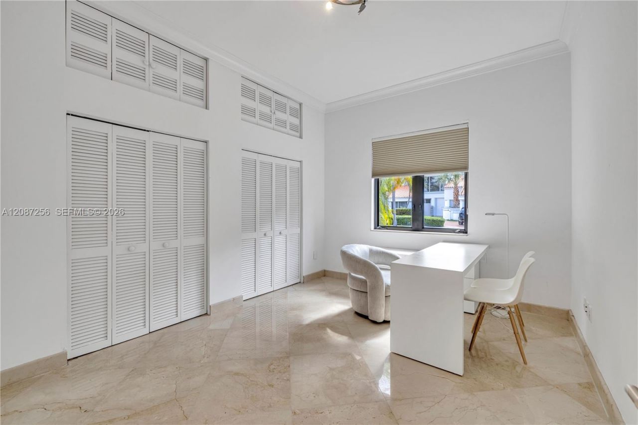 1815 Daytonia Rd, Miami Beach, FL 33141 Photo