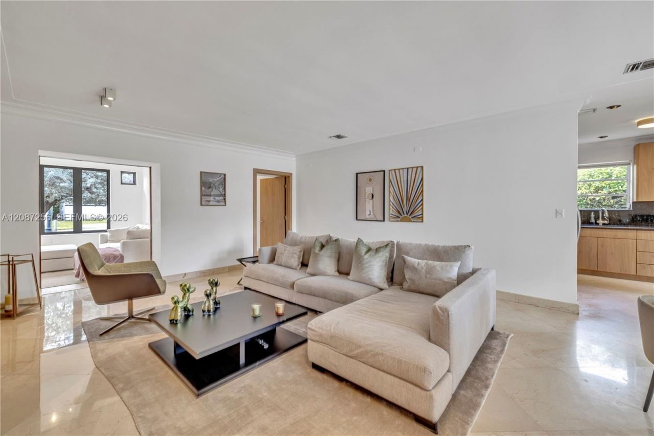 1815 Daytonia Rd, Miami Beach, FL 33141 Photo