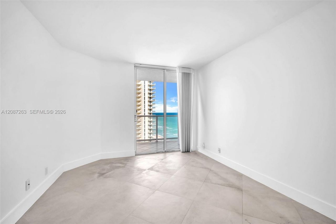 16485 Collins Ave, Unit 2136, Sunny Isles Beach, FL 33160 Photo