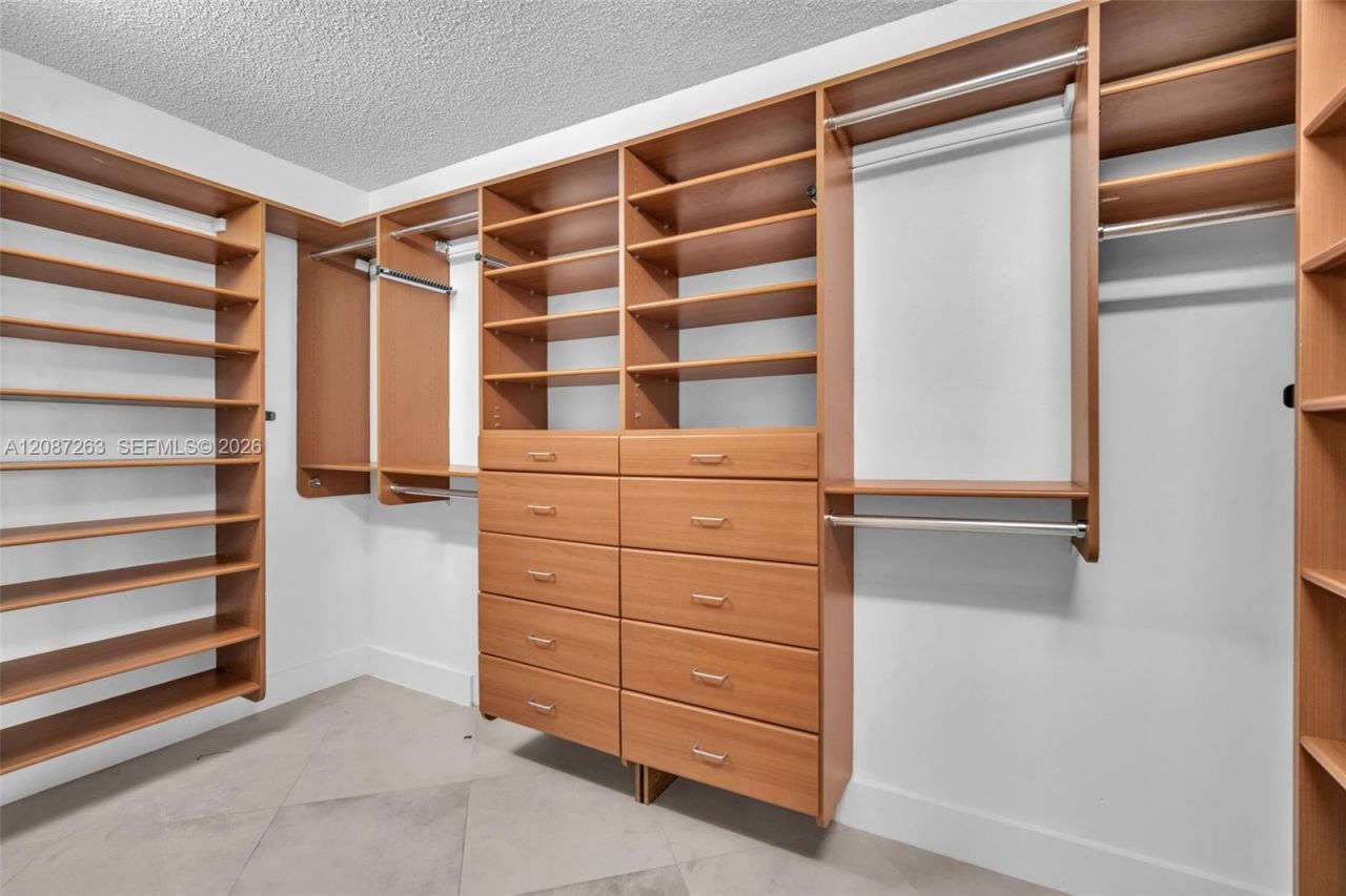 16485 Collins Ave, Unit 2136, Sunny Isles Beach, FL 33160 Photo