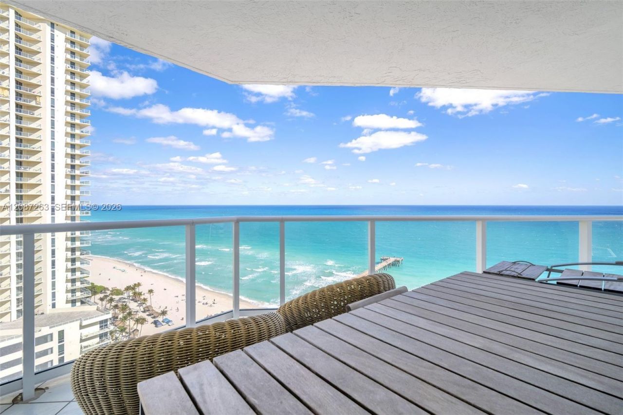 16485 Collins Ave, Unit 2136, Sunny Isles Beach, FL 33160 Photo