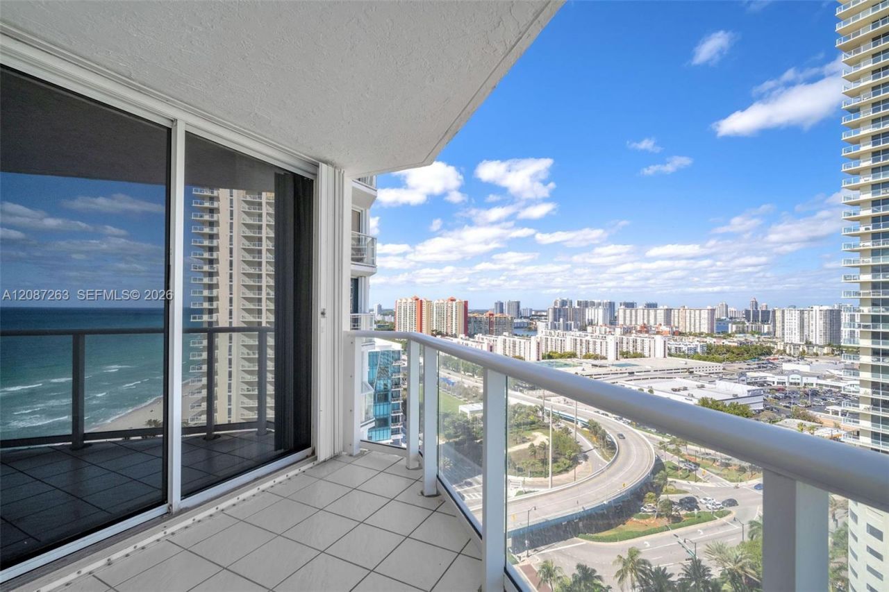 16485 Collins Ave, Unit 2136, Sunny Isles Beach, FL 33160 Photo