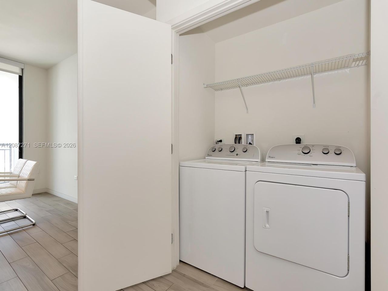 999 SW 1st Ave, Unit 2512, Miami, FL 33130 Photo