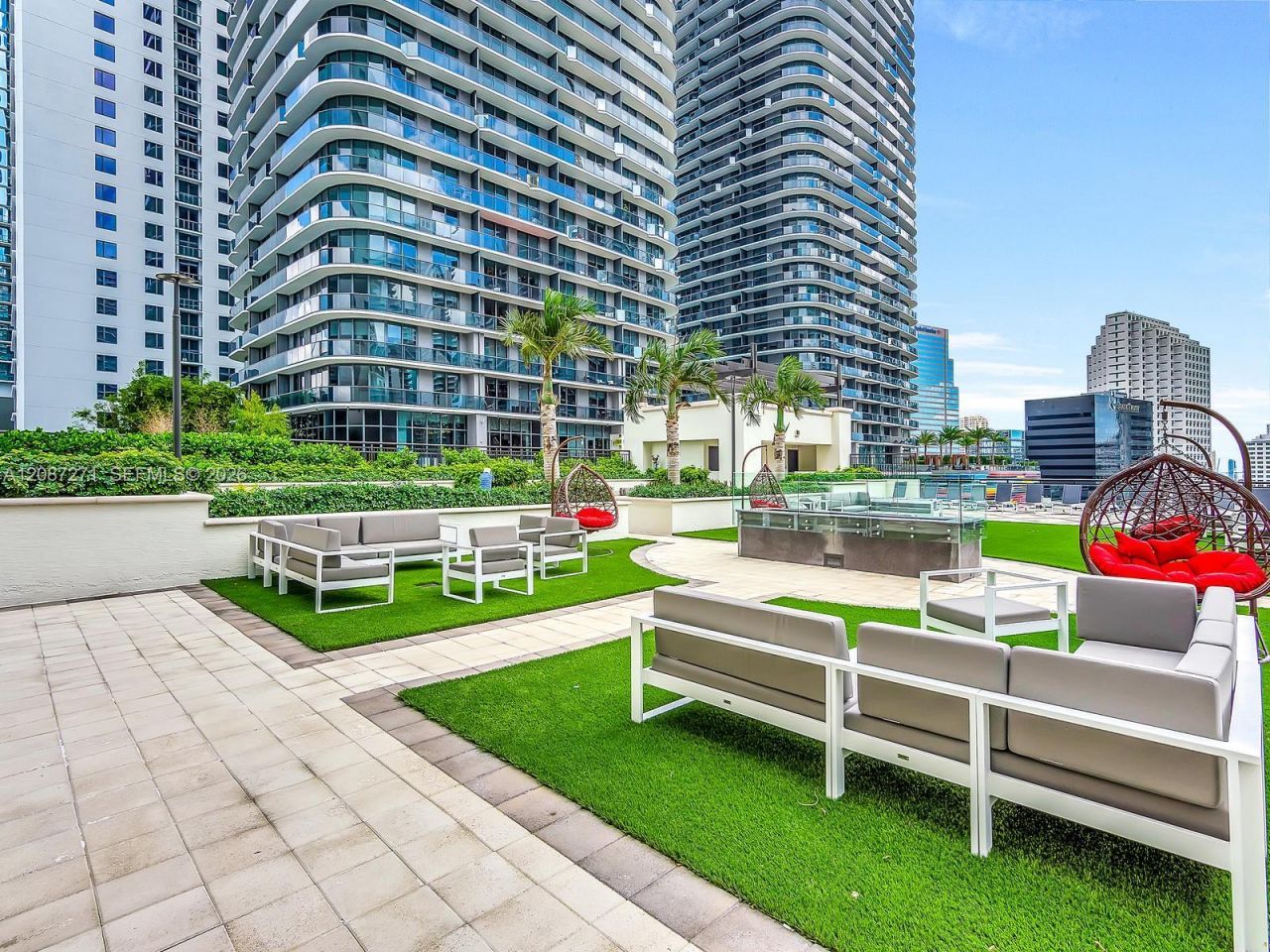 999 SW 1st Ave, Unit 2512, Miami, FL 33130 Photo