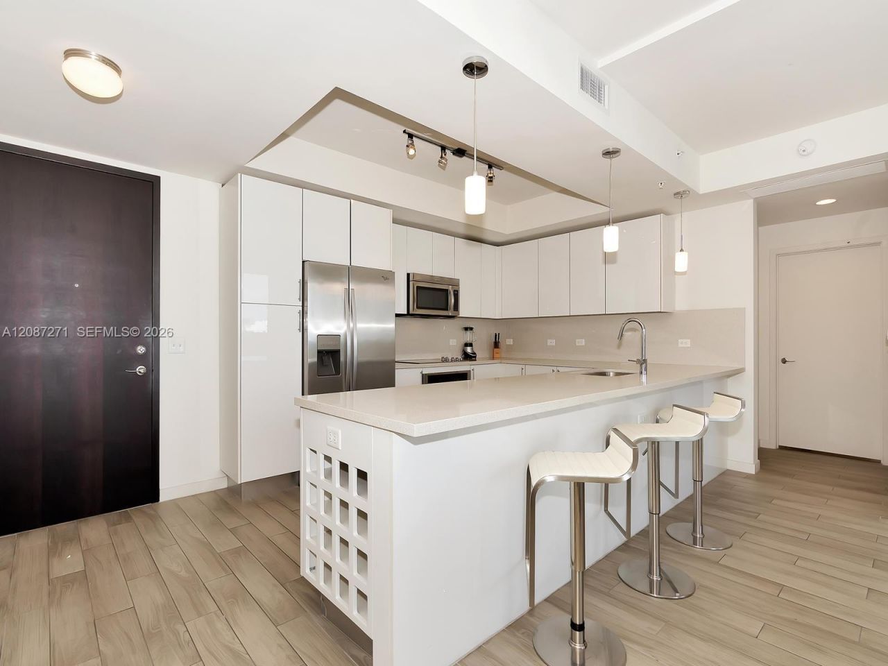 999 SW 1st Ave, Unit 2512, Miami, FL 33130 Photo