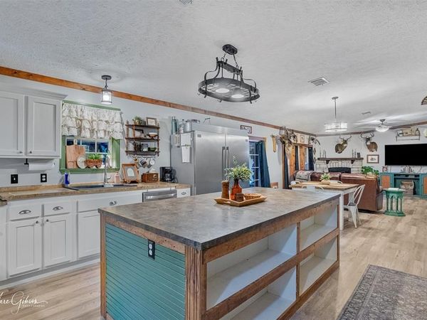 284 Pine Hill Road, Elm Grove, LA 71051