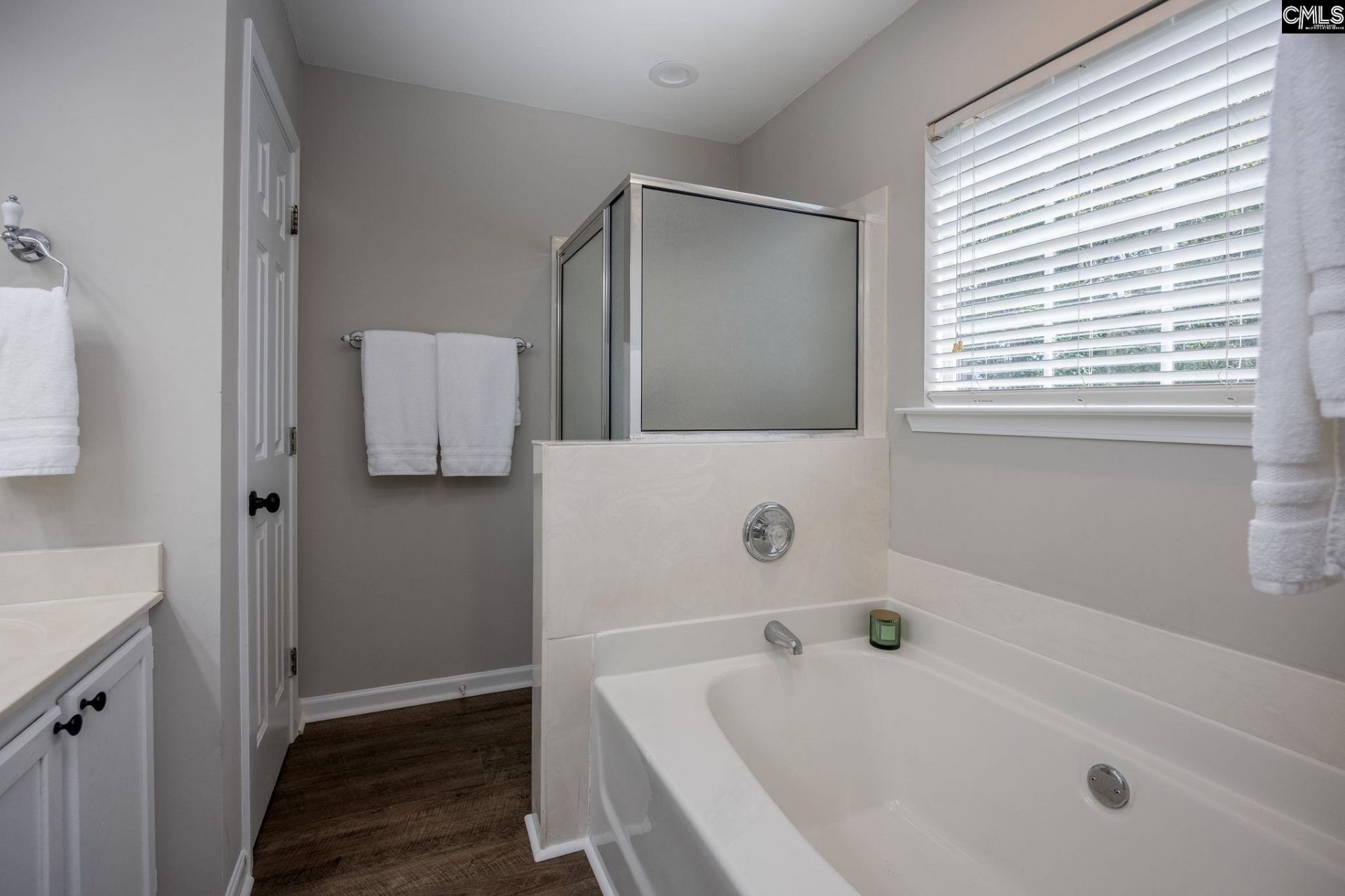 318 Alderston Way Photo 33
