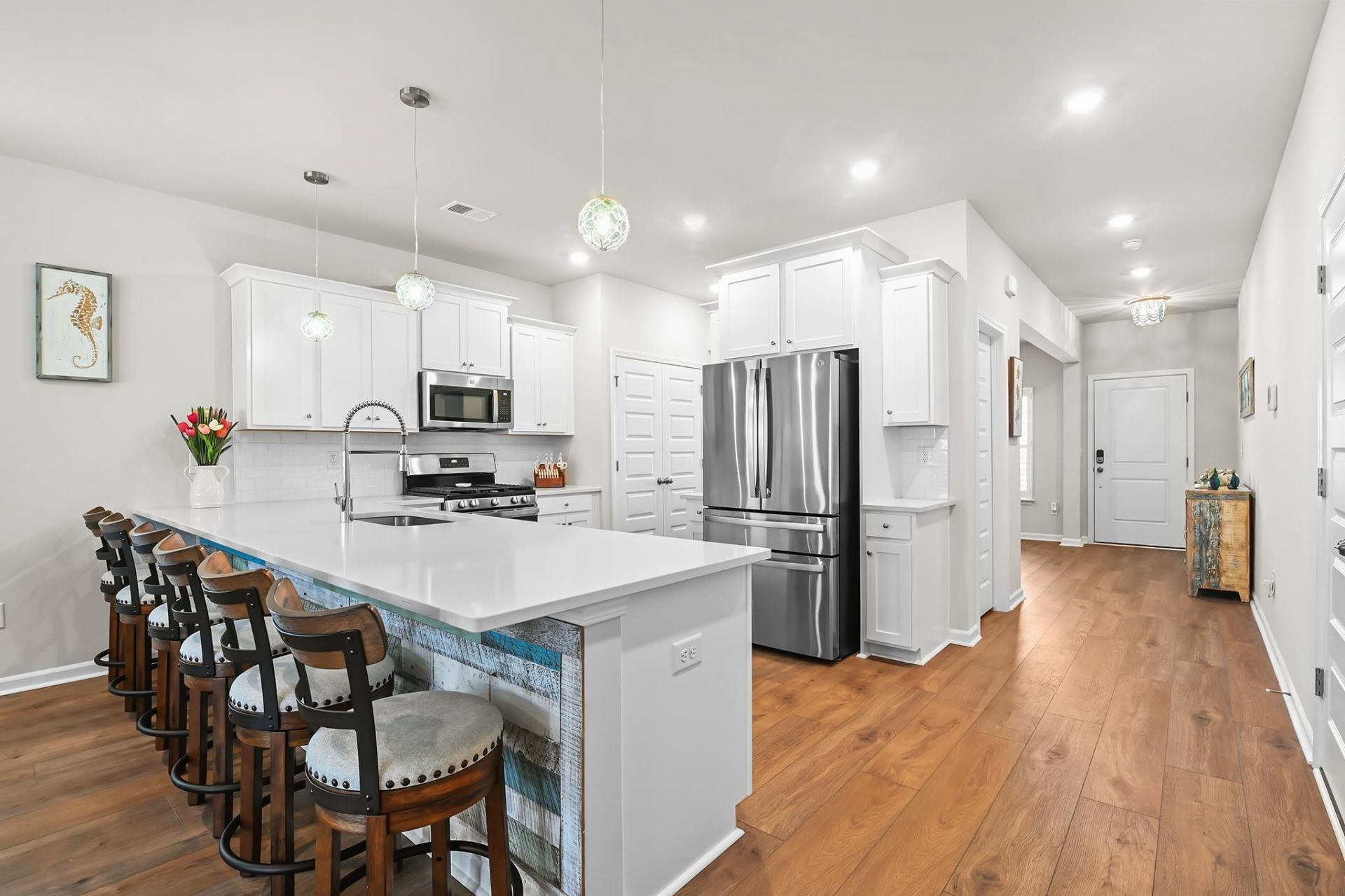 1613 Seachase Way Photo 13