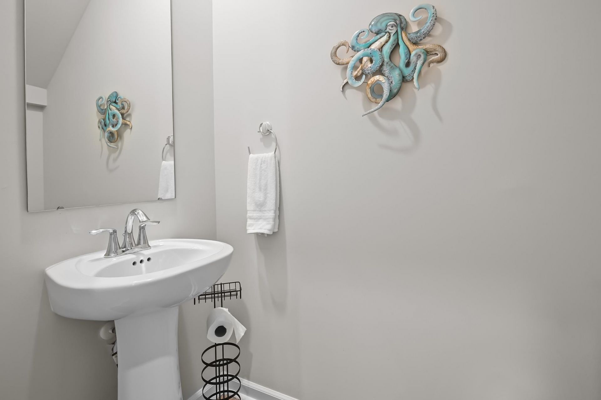 1613 Seachase Way Photo 29