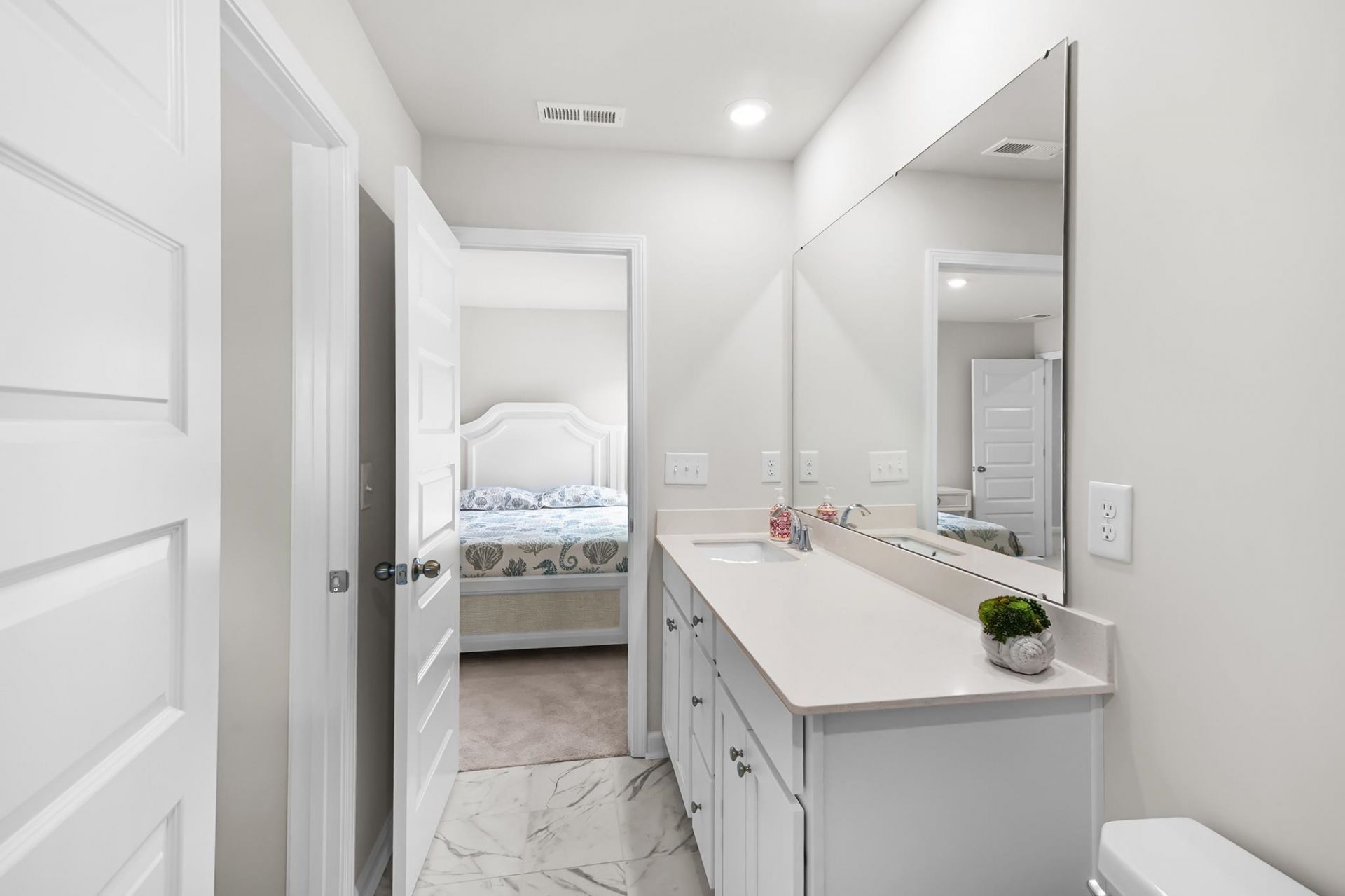 1613 Seachase Way Photo 42