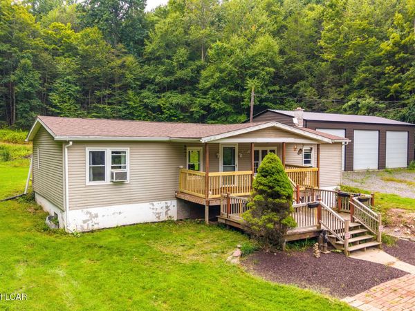 1334 Halowich Road, Harveys Lake, PA 18618