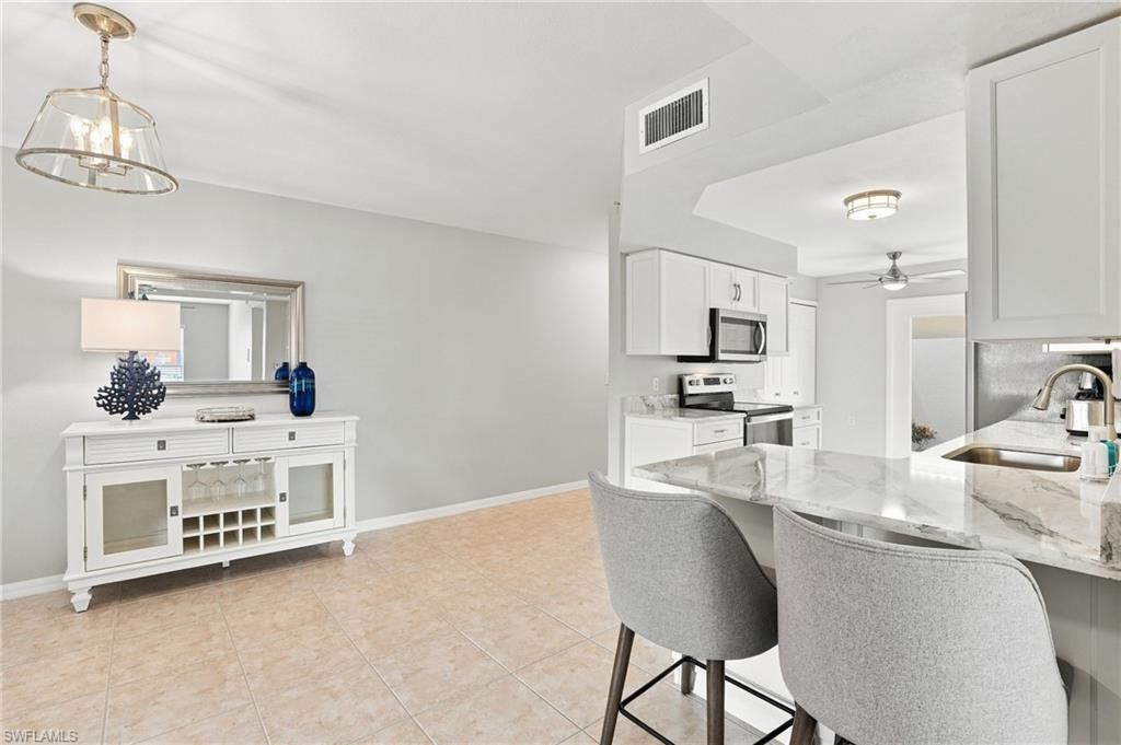 4910 Cougar Ct N, Unit 101, Naples, FL 34109 Photo