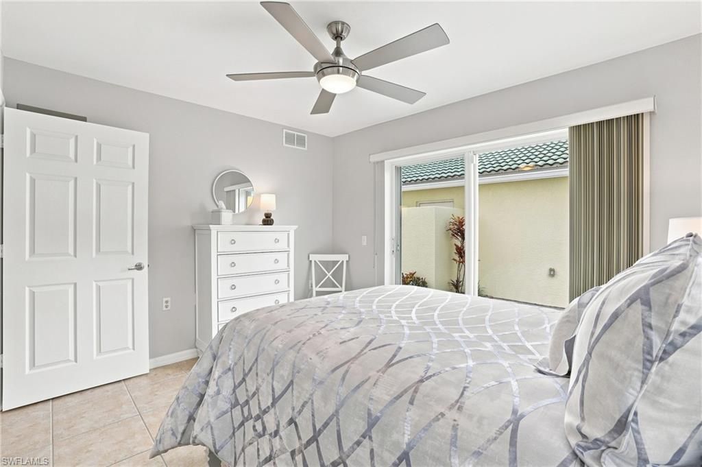 4910 Cougar Ct N, Unit 101, Naples, FL 34109 Photo