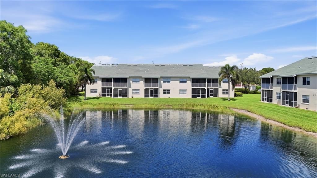 4910 Cougar Ct N, Unit 101, Naples, FL 34109 Photo