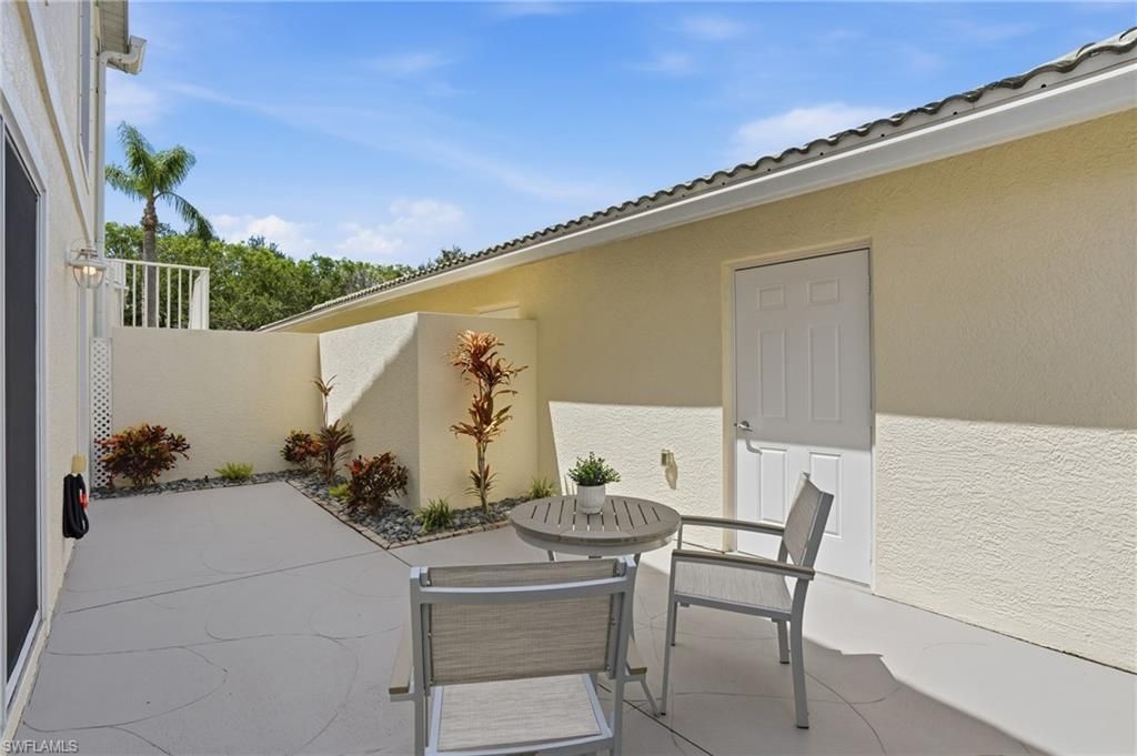 4910 Cougar Ct N, Unit 101, Naples, FL 34109 Photo