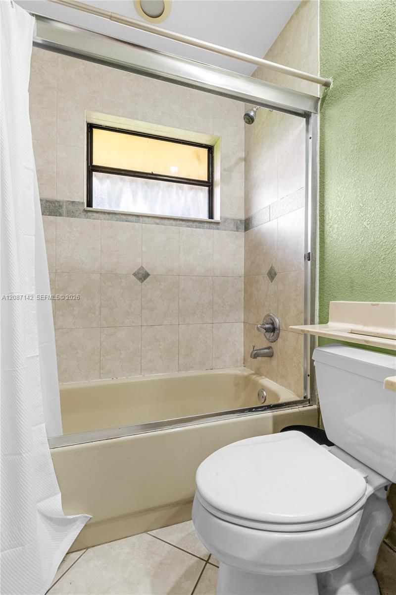 310 SW 96th Ter, Pembroke Pines, FL 33025 Photo