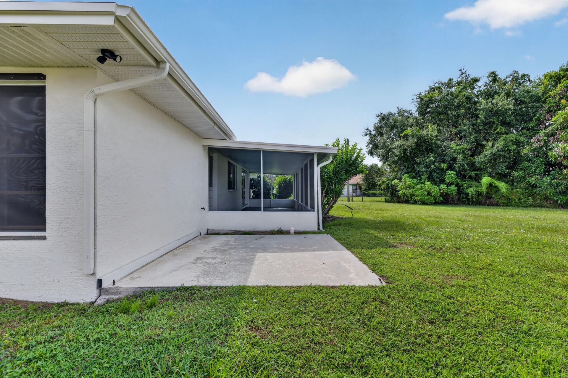 1425 SE Minorca Avenue, Port Saint Lucie, FL 34952 Photo
