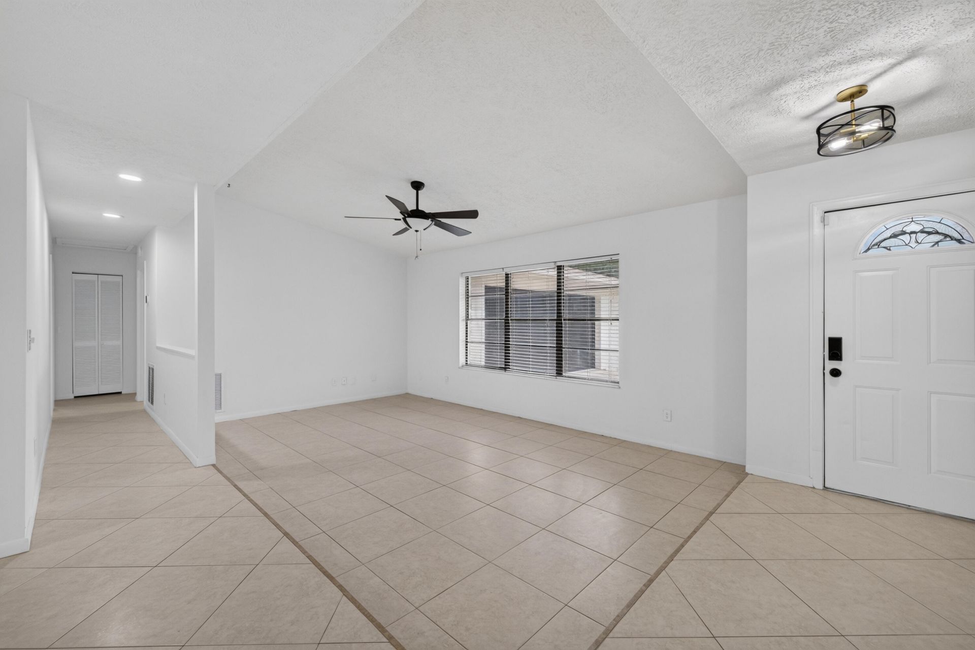 1425 SE Minorca Avenue, Port Saint Lucie, FL 34952 Photo