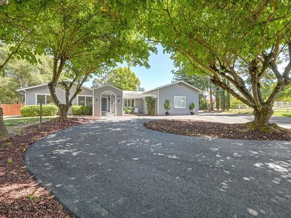 3875 Oak Tree Ln, Loomis, CA 95650