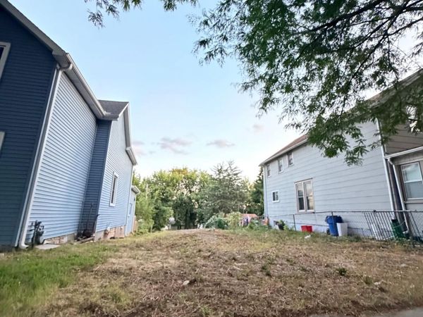 914 York Avenue, Saint Paul, MN 55106