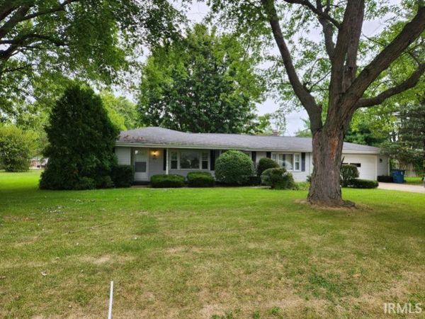 935 Jones Road, Gas City, IN 46933