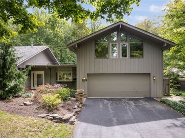 800 Windward Drive, Unit 37, Aurora, OH 44202