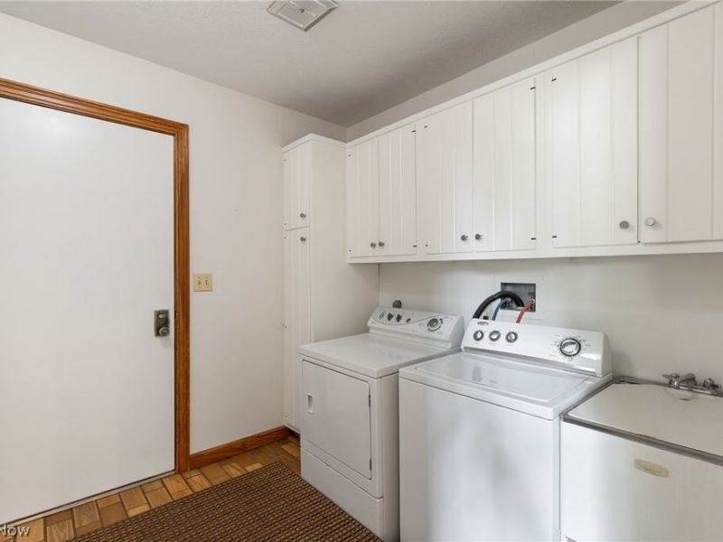 800 Windward Drive, Unit 37, Aurora, OH 44202 Photo 24