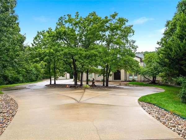 5630 Legler Street, Shawnee, KS 66217