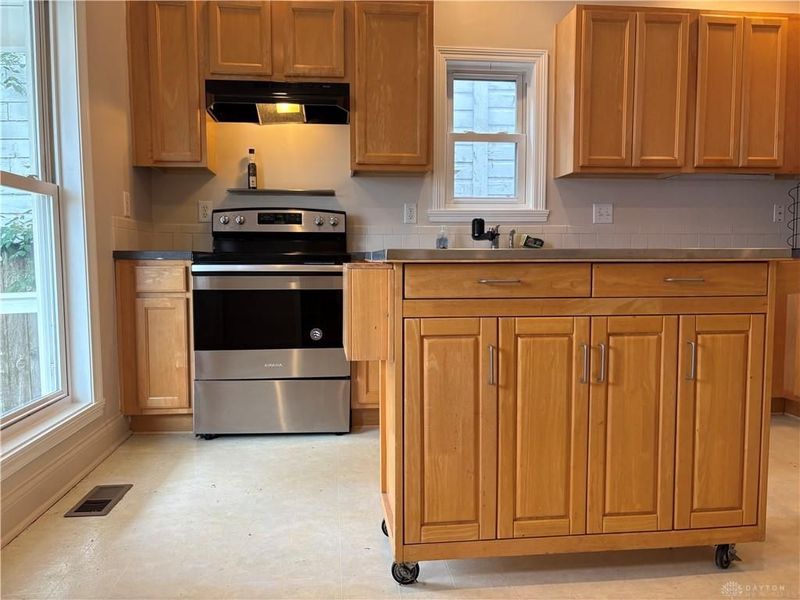 127 Fairground Avenue, Dayton, OH 45409 Photo 8