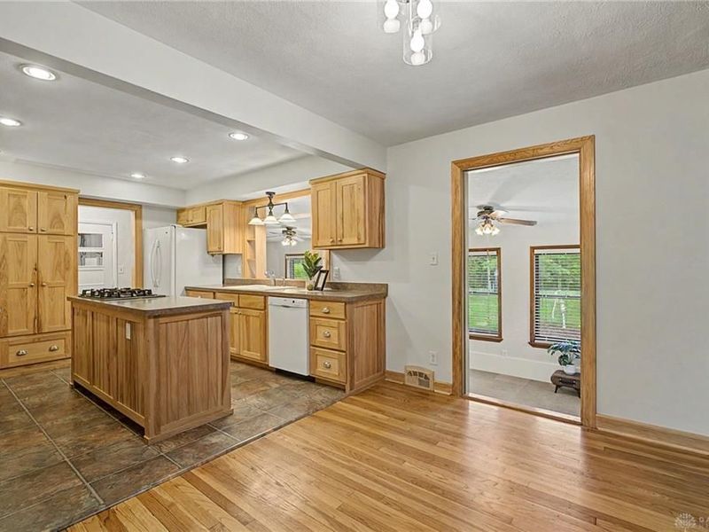 345 Ginghamsburg Road, Tipp City, OH 45371 Photo 11
