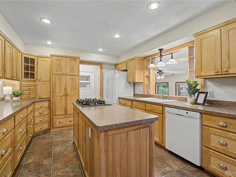345 Ginghamsburg Road, Tipp City, OH 45371 Photo 15