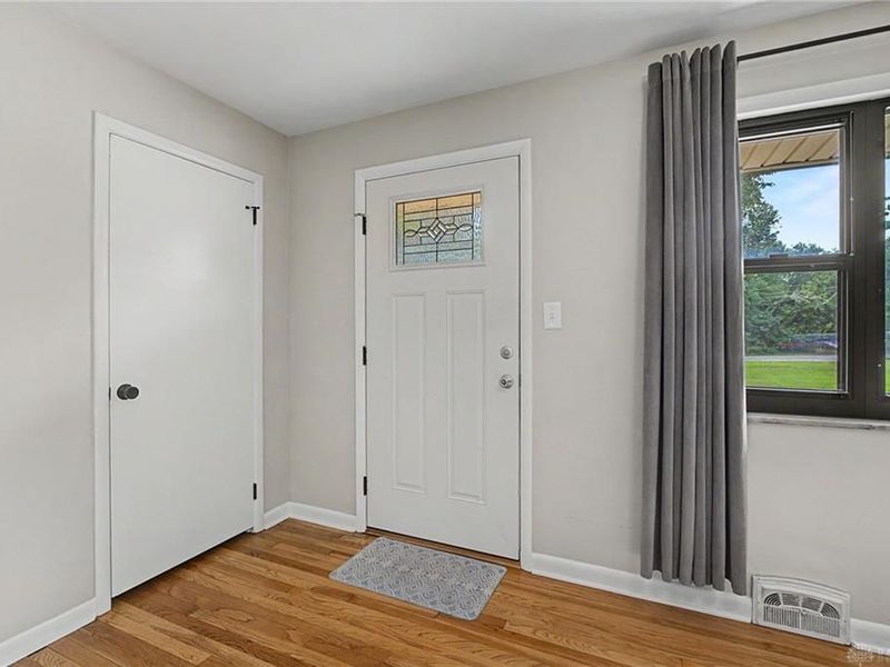 345 Ginghamsburg Road, Tipp City, OH 45371 Photo 4