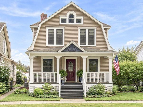 1007 State Street, St. Joseph, MI 49085