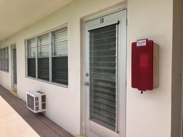 30 Chatham B, West Palm Beach, FL 33417
