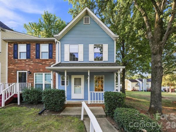 8112 Circle Tree Lane , Charlotte, NC 28277
