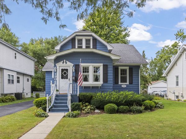 130 S Yale Avenue , Villa Park, IL 60181