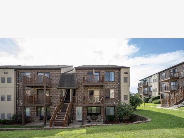 5200 HILLTOP DR GG 26, Unit 504, BROOKHAVEN, PA 19015