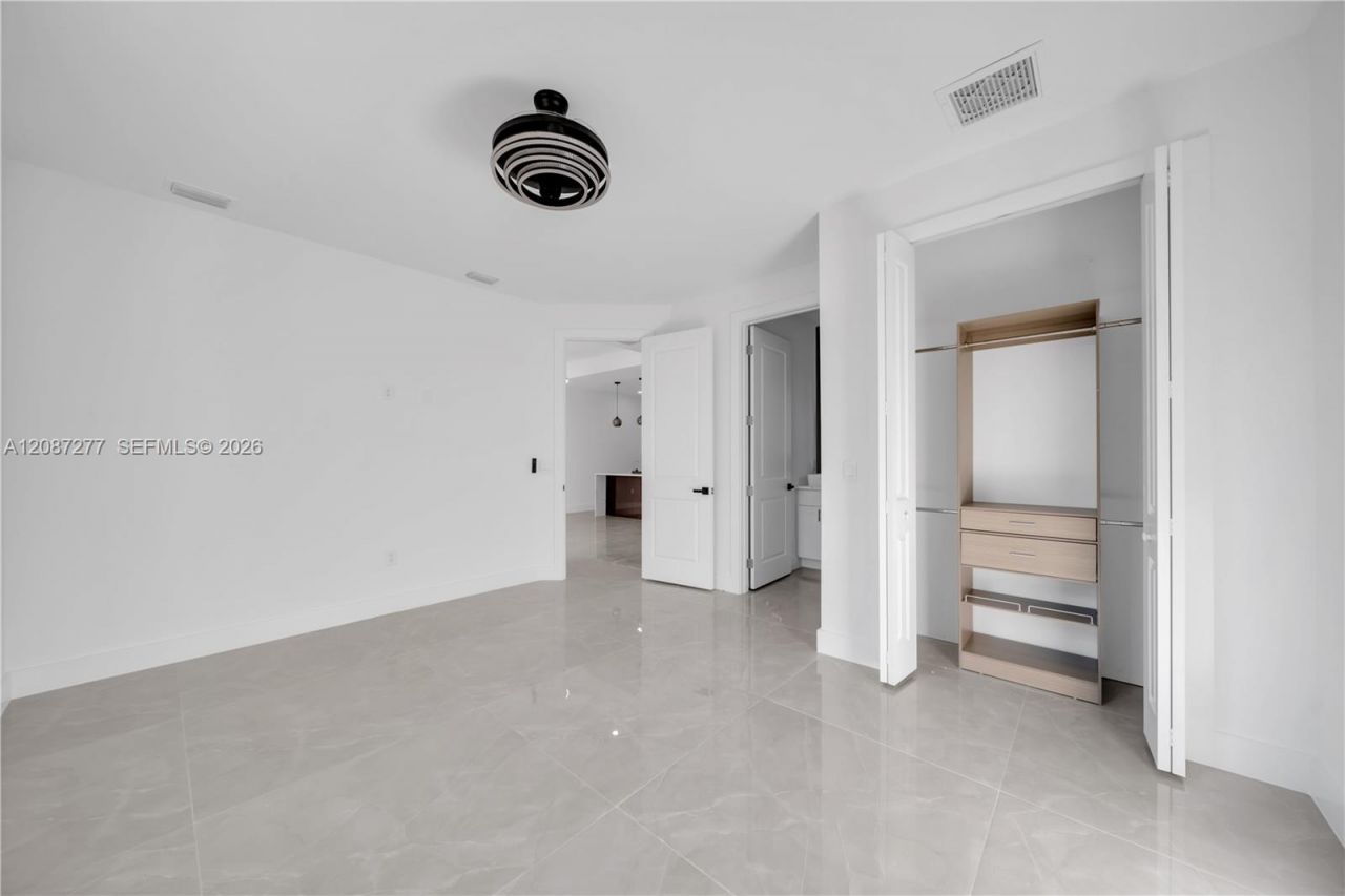 243-245 Greenbriar Blvd, Lehigh Acres, FL 33972 Photo