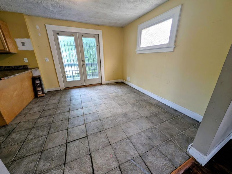 314 E Welch Avenue, Columbus, OH 43207 Photo 9
