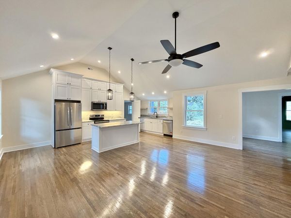 1802 Tombras Avenue, Chattanooga, TN 37412