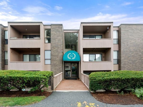 64 Shrewsbury Green Dr, Unit E, Shrewsbury, MA 01545